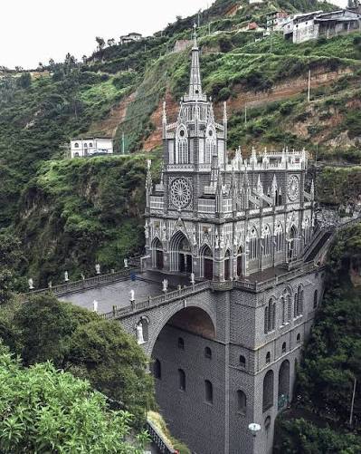 10 Famous Churches in the World: Must-Visit Faith Landmarks