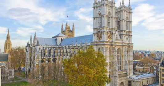 Westminster Abbey Guide: Royal Coronations, Faith & History